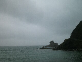 鉛色の空と日本海１