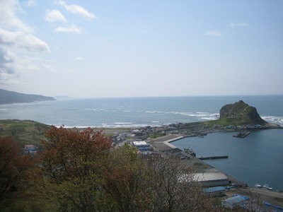 北海道（様似）と兵庫県（豊岡）を結ぶジオパーク認定の岬の絵