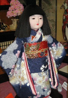 伝統的な市松人形