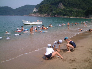 海遊び