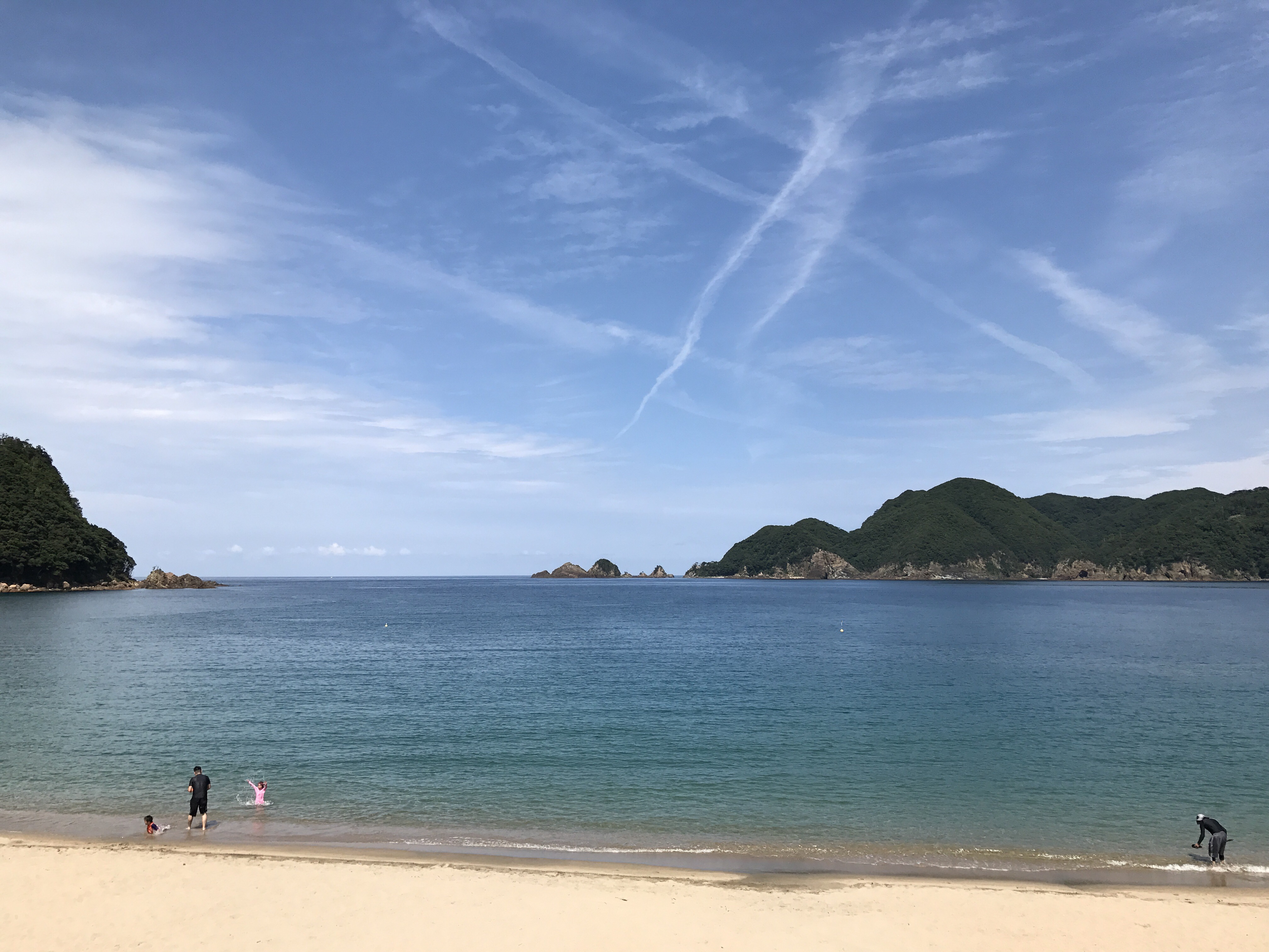 夏らしい海と空